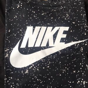 Men’s Nike T-shirt